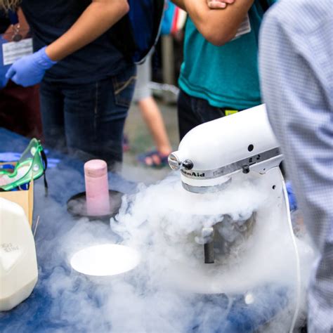 Chemistry spectacle with a touch of magic at BYU